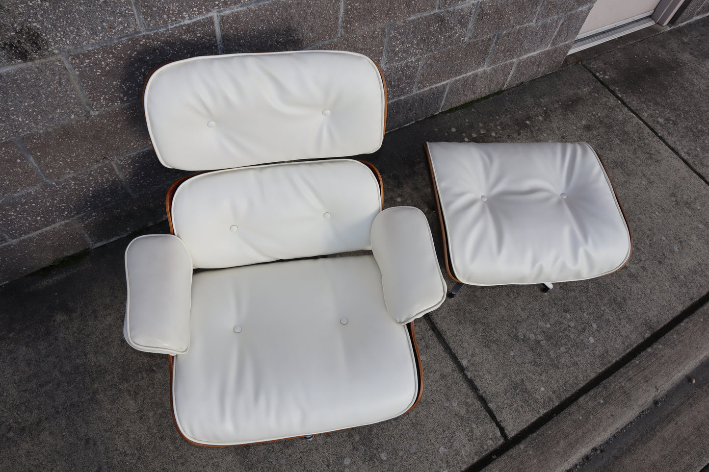 Original Eames Lounge Chair & Ottoman For Herman Miller - RARE Brazilian Rosewood  - WHITE LEATHER